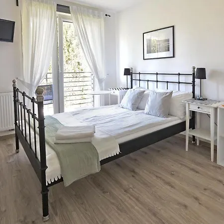 Liliowa 3* דאובקי