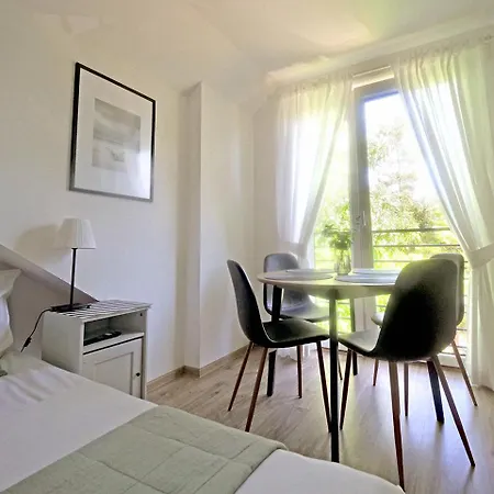 Liliowa בית הארחה 3*